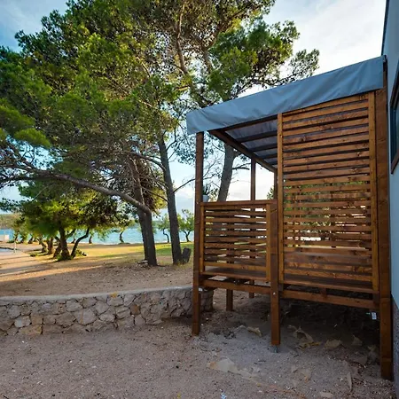 Resort Mobile 35 *